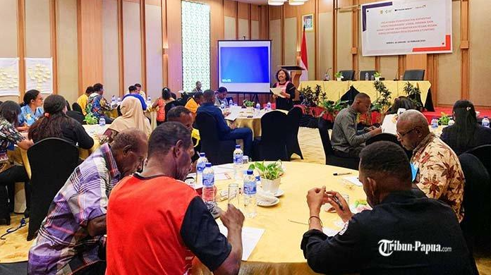 Cegah Stunting, Agen Perubahan Lokal Mimika dan Asmat Mendapat Pelatihan dari Wahana Visi 